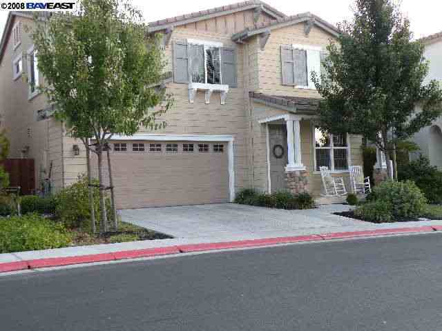 Property Photo:  2508 McLaren Ln  CA 94582-4665 