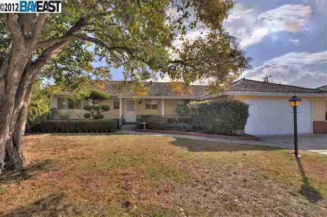 Property Photo:  5316 Brophy Drive  CA 94536-7209 