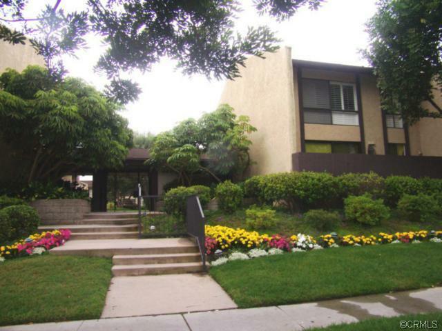 Property Photo: 3520 Maricopa Street 11 CA 90503