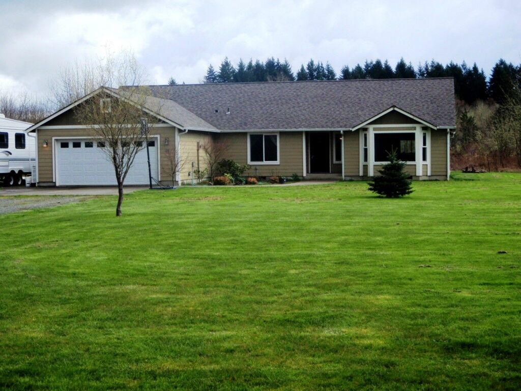 Property Photo: 130 Friendship Dr WA 98591