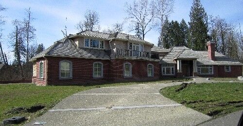 Property Photo: 5829 246th Place NE WA 98053