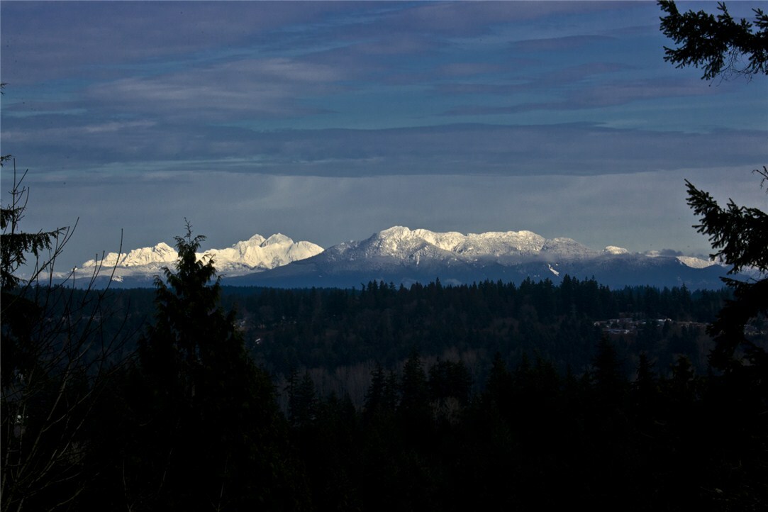 Property Photo:  17210 105th Ave NE  WA 98011 