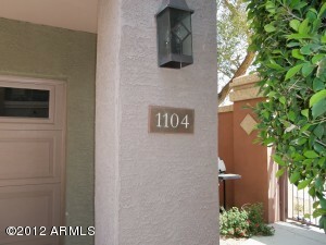 Property Photo:  4455 E Paradise Village Parkway 1104  AZ 85032 