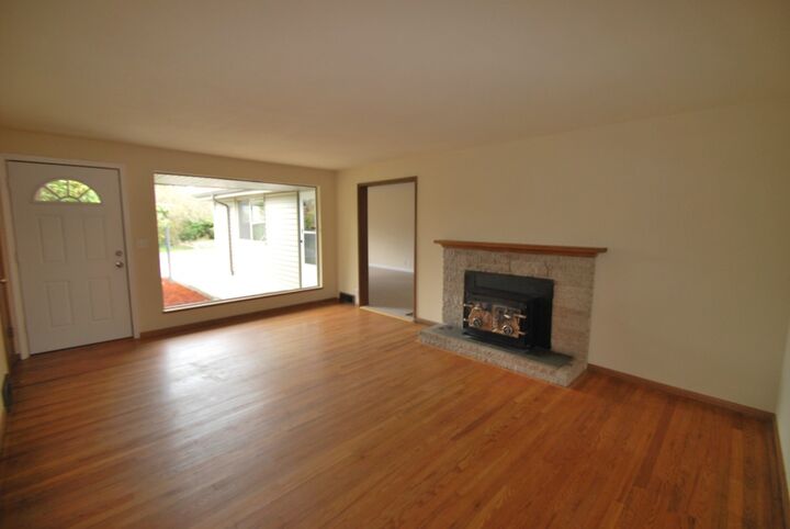 Property Photo:  811 NW 107th Street  WA 98177 