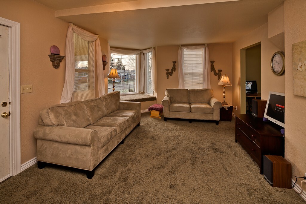 Property Photo: 2211 I St WA 98225