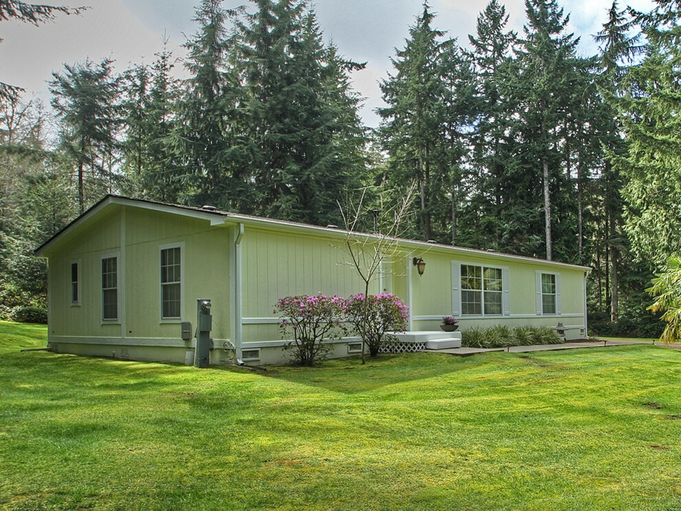 Property Photo:  309 NE Whimbrel Ct  WA 98370 