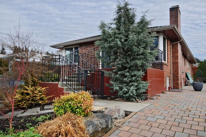 12730 12th Ave NW  Seattle WA 98177 photo