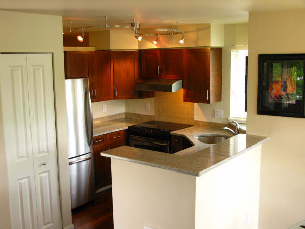 Property Photo: 3914 243rd Place SE L302 WA 98021