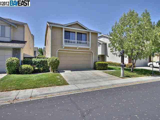 Property Photo: 3661 Thrush Ter CA 94555-1514