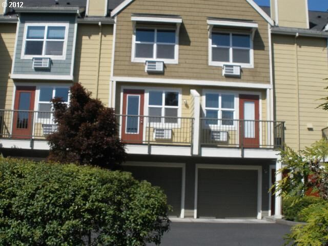 Property Photo:  1606 SE Halyard Ln  WA 98661 