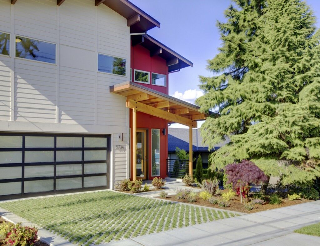 Property Photo:  5734 NE 61st St  WA 98115 
