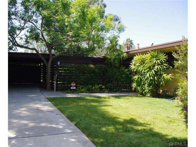Property Photo: 144 E Broadbent Drive CA 92507