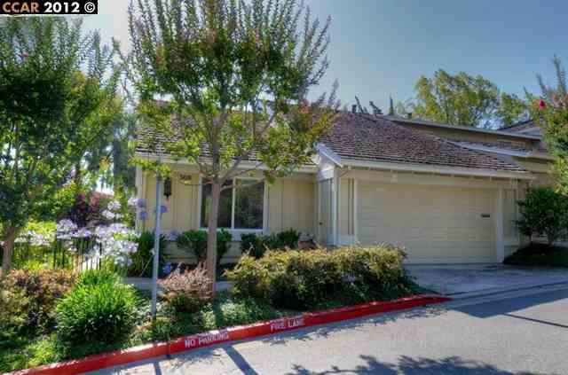 Property Photo: 308 Kinross Dr CA 94598
