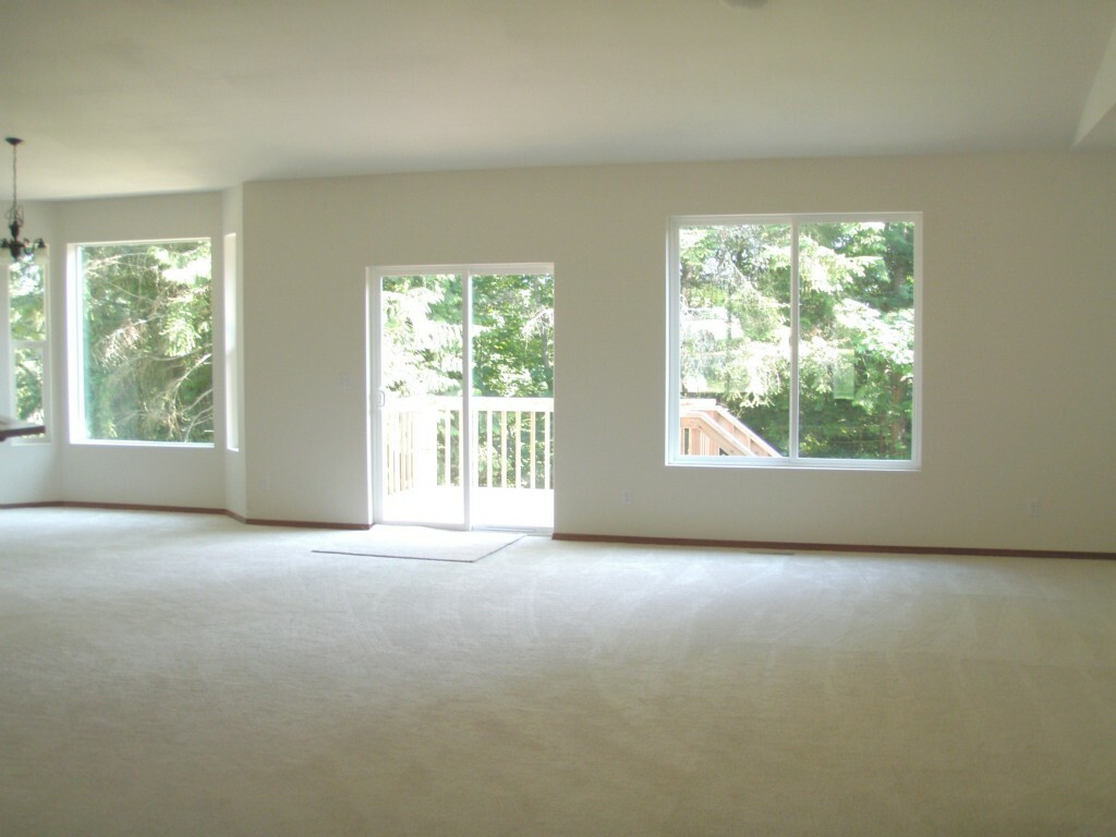 Property Photo: 18324 74th St Kps WA 98349