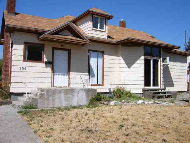 Property Photo: 204 W Montgomery Ave WA 99205