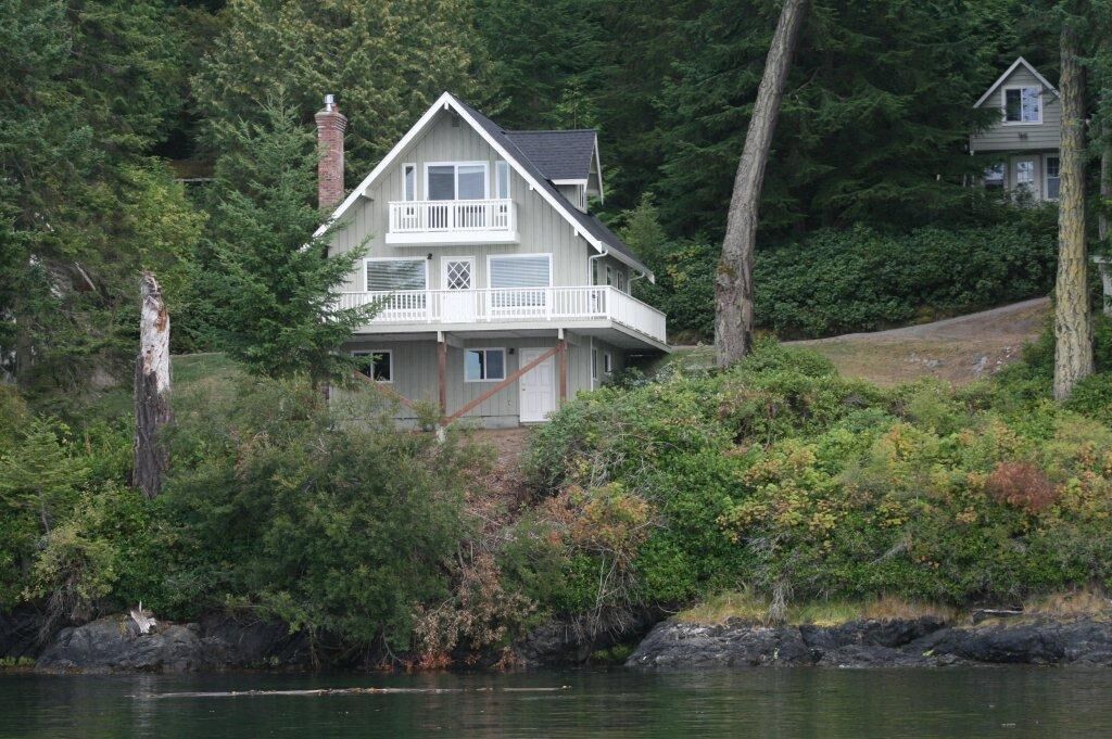 Property Photo: 453 Point Caution Dr WA 98250