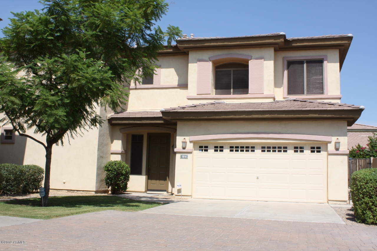 Property Photo:  1916 W Periwinkle Way  AZ 85248 