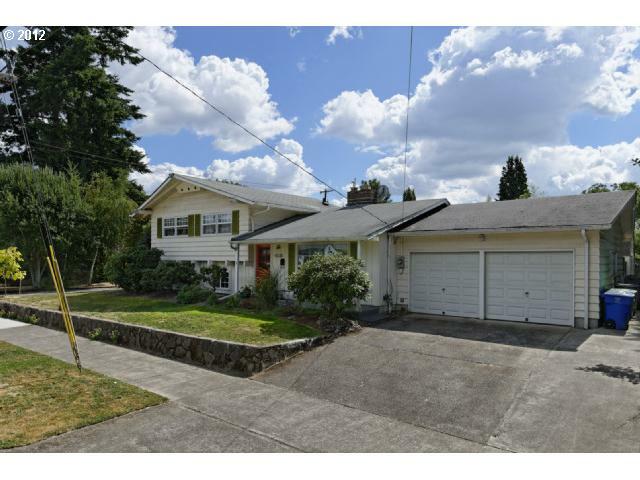 Property Photo: 4330 SE Raymond St OR 97206