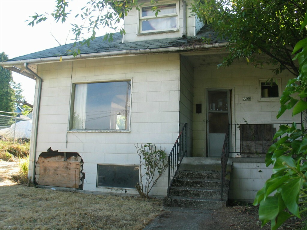 Property Photo:  2347 17th Ave S  WA 98144 