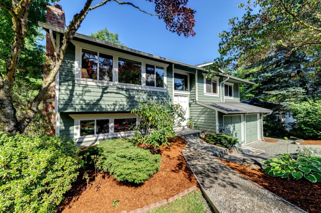 Property Photo: 17704 NE 33rd Street WA 98052
