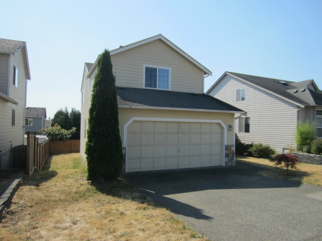 Property Photo:  15815 SE 253rd Place  WA 98042 