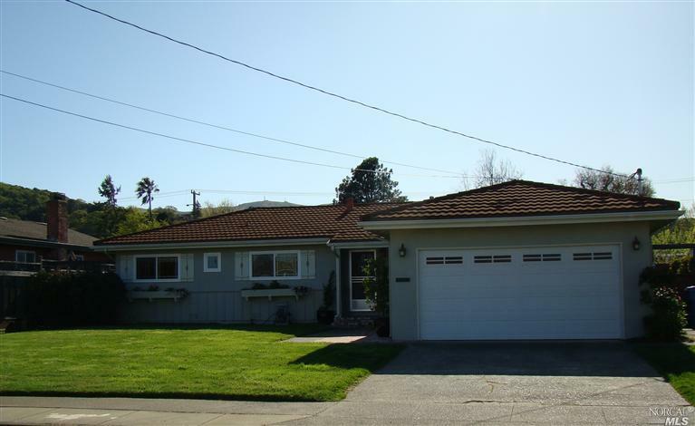 Property Photo:  1409 Buchanan Street  CA 94947 