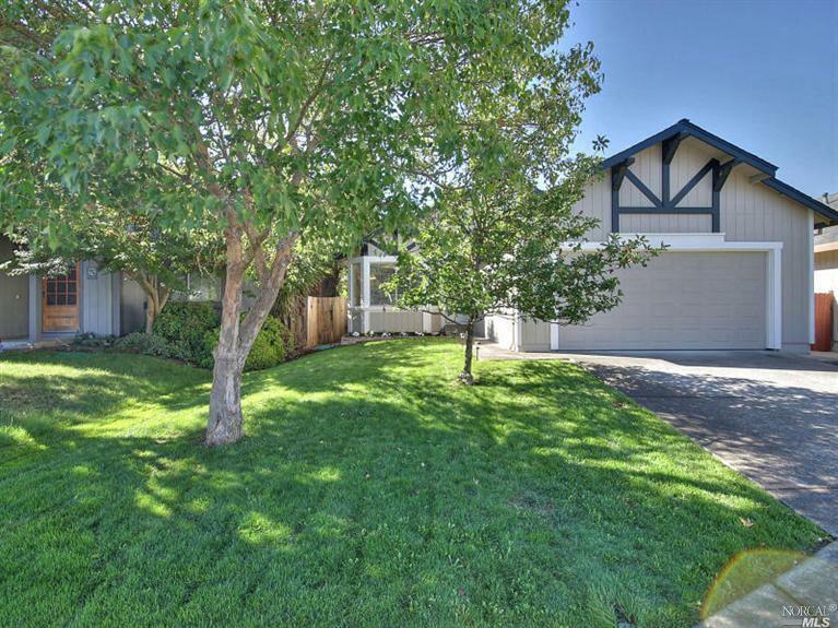 Property Photo:  2308 Bellam Court  CA 95401 