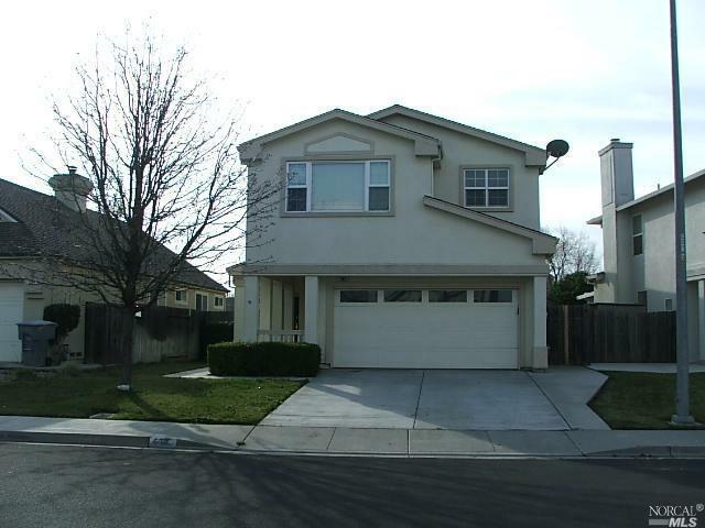 Property Photo: 560 Chateau Circle CA 95687