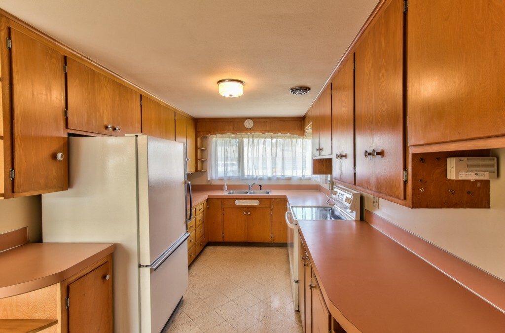 Property Photo:  100 Belmont Terrace  WA 98274 