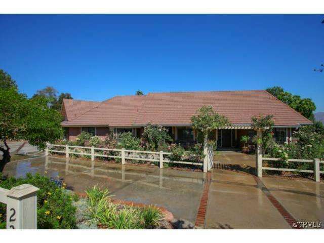 Property Photo: 2335 Boulder Bluffs Drive CA 92506
