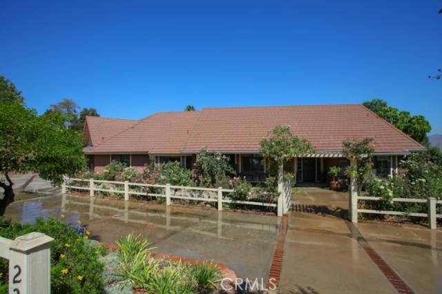 Property Photo:  2335 Boulder Bluffs Drive  CA 92506 