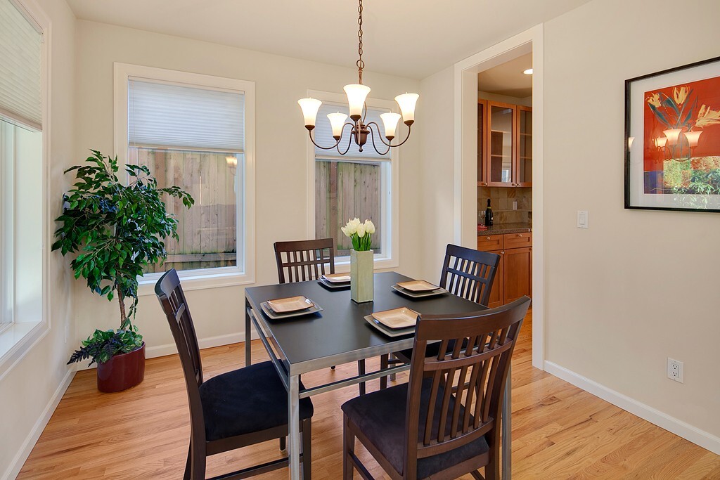 Property Photo: 9436 116th Ave NE WA 98033