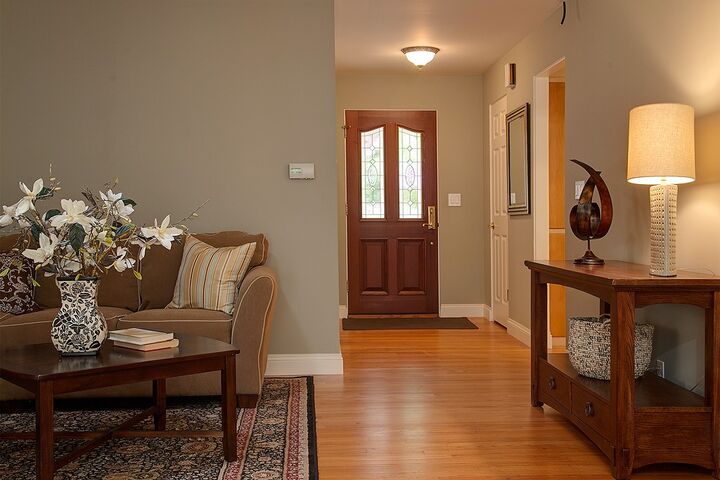 Property Photo: 4214 92nd Ave SE WA 98040