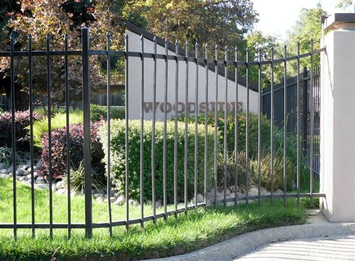 2233 Woodside Ln 2  Sacramento CA 95825 photo