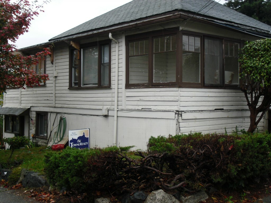 Property Photo:  1103 Scott Ave  WA 98310 