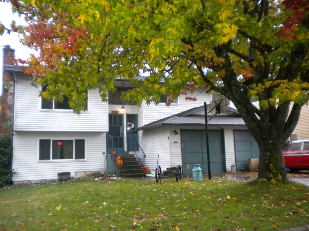 Property Photo:  9812 59th Dr NE  WA 98270 