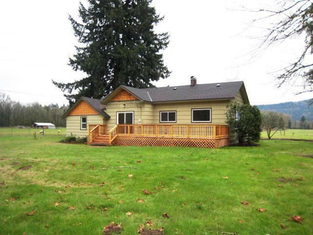 Property Photo:  38051 M J Chase Rd  OR 97478 