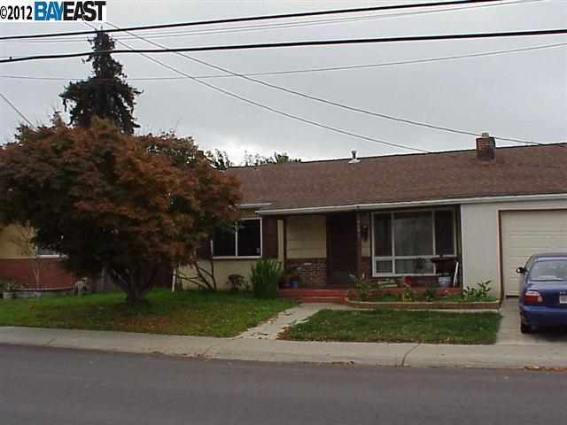 Property Photo:  18201 Via Toledo  CA 94580 