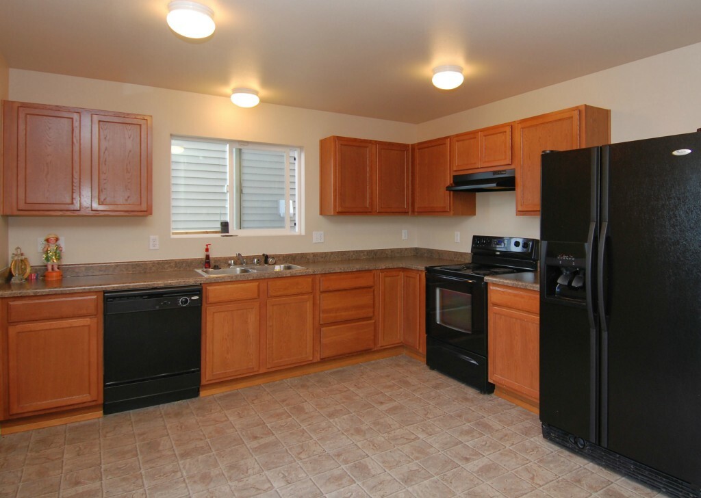 Property Photo:  1735 E 38th St  WA 98404 