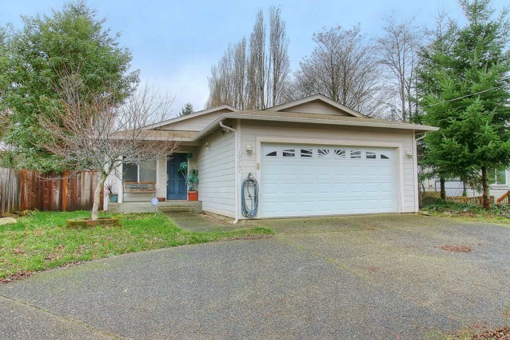 Property Photo:  10267 26th Ave SW  WA 98146 