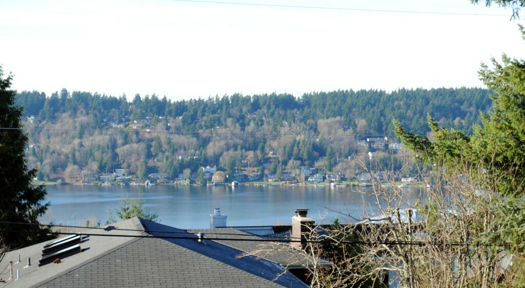 Property Photo:  11303 SE 76th Place  WA 98056 