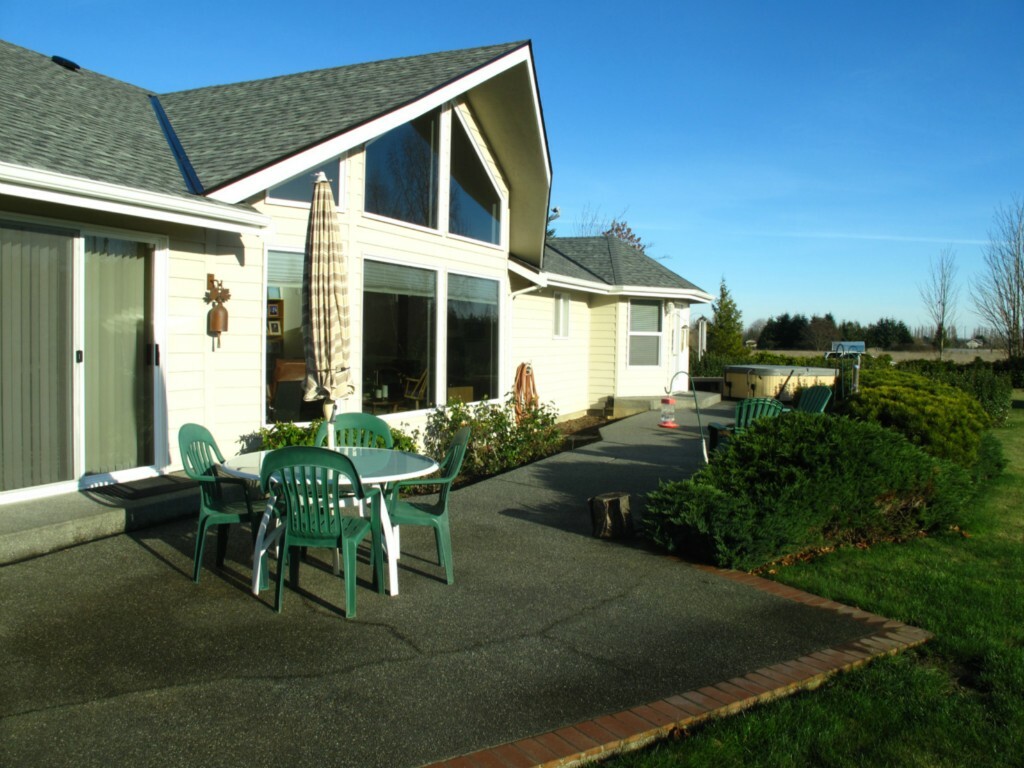 Property Photo:  22 Creekside Dr  WA 98382 