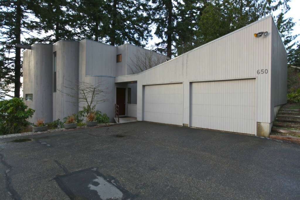 Property Photo:  650 Highland Dr  WA 98225 