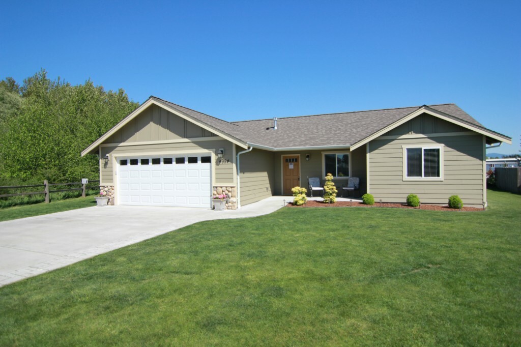 Property Photo: 4994 Sunset Park Place WA 98284