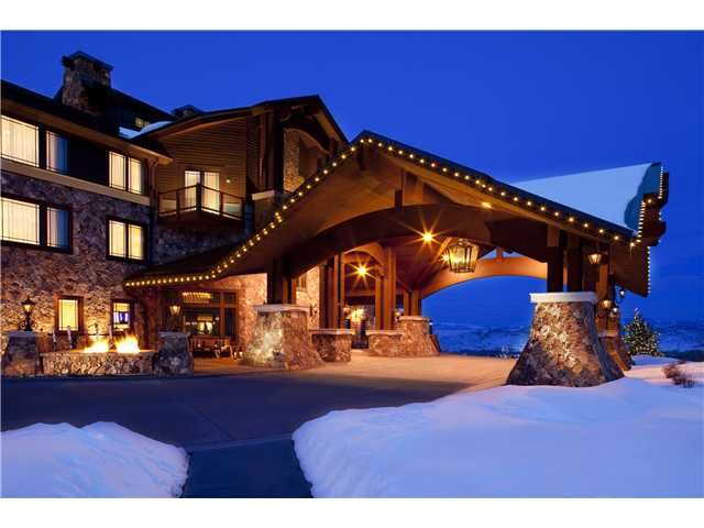 Property Photo:  2100 W Frostwood Boulevard 6153  UT 84098 