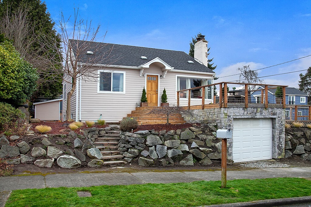 Property Photo:  4603 51 Ave S  WA 98118 