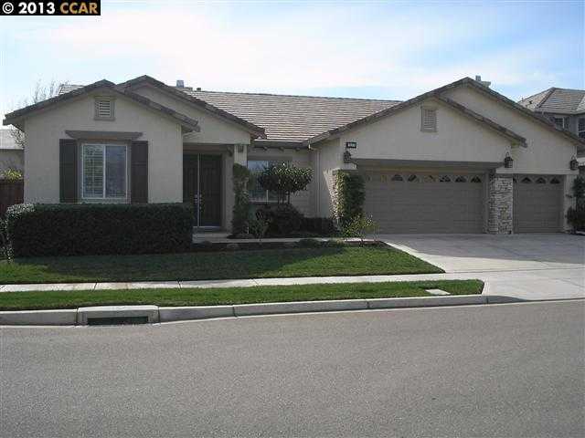 Property Photo: 2133 Roper Cir CA 94513