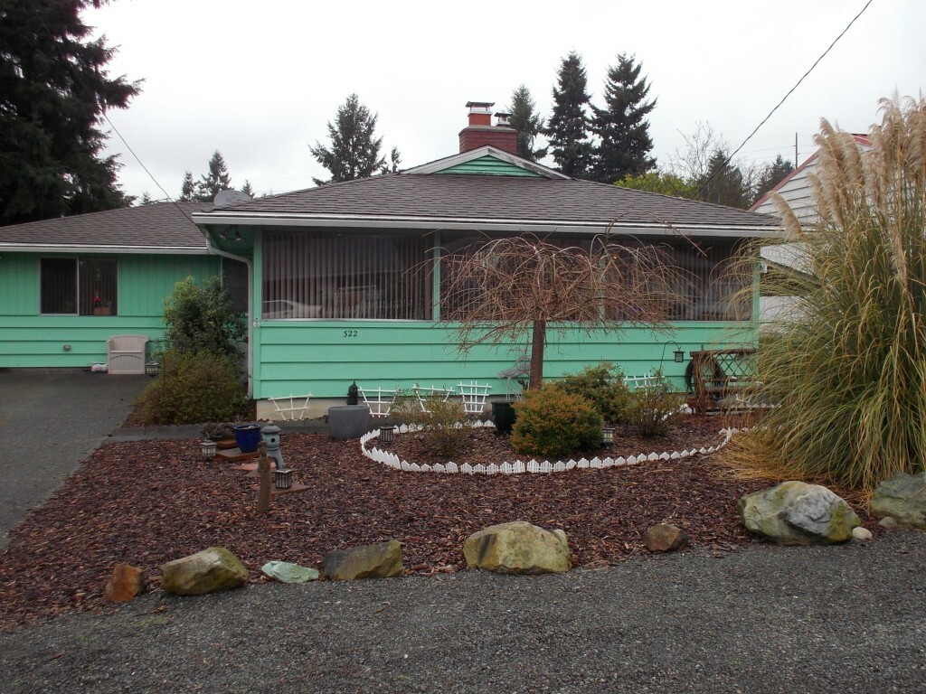 Property Photo:  322 NE 163rd St  WA 98155 