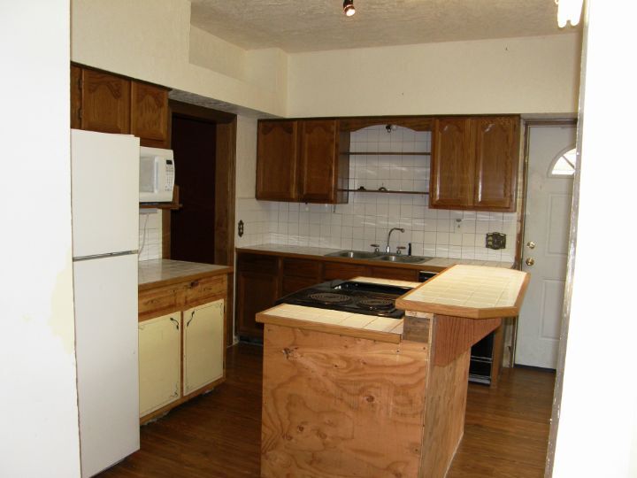 Property Photo:  504 W 2nd St  WA 98520 