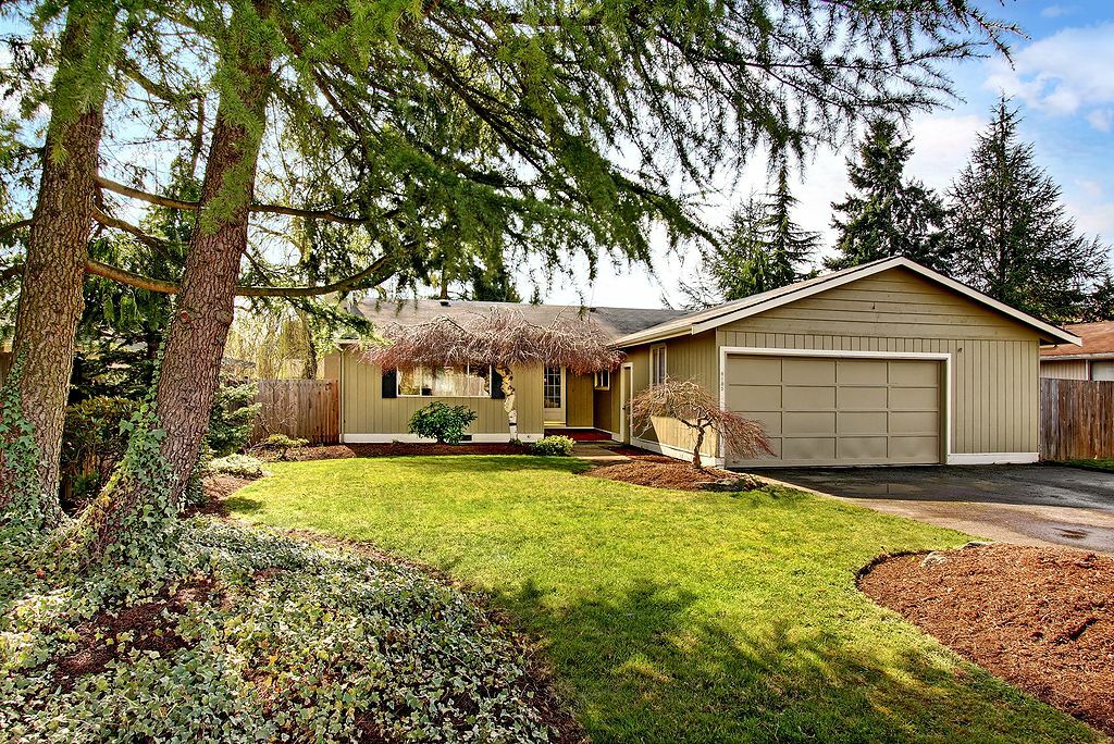 Property Photo: 8105 NE 142nd Place WA 98034